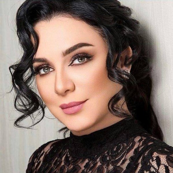 بنات سوريات , صور للفنانه سلاف فواخرجى من اجمل السوريات