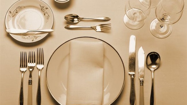 ترتيب طاولة الطعام بالصور اتيكيت نظام طاولة الطعام صور جميلة